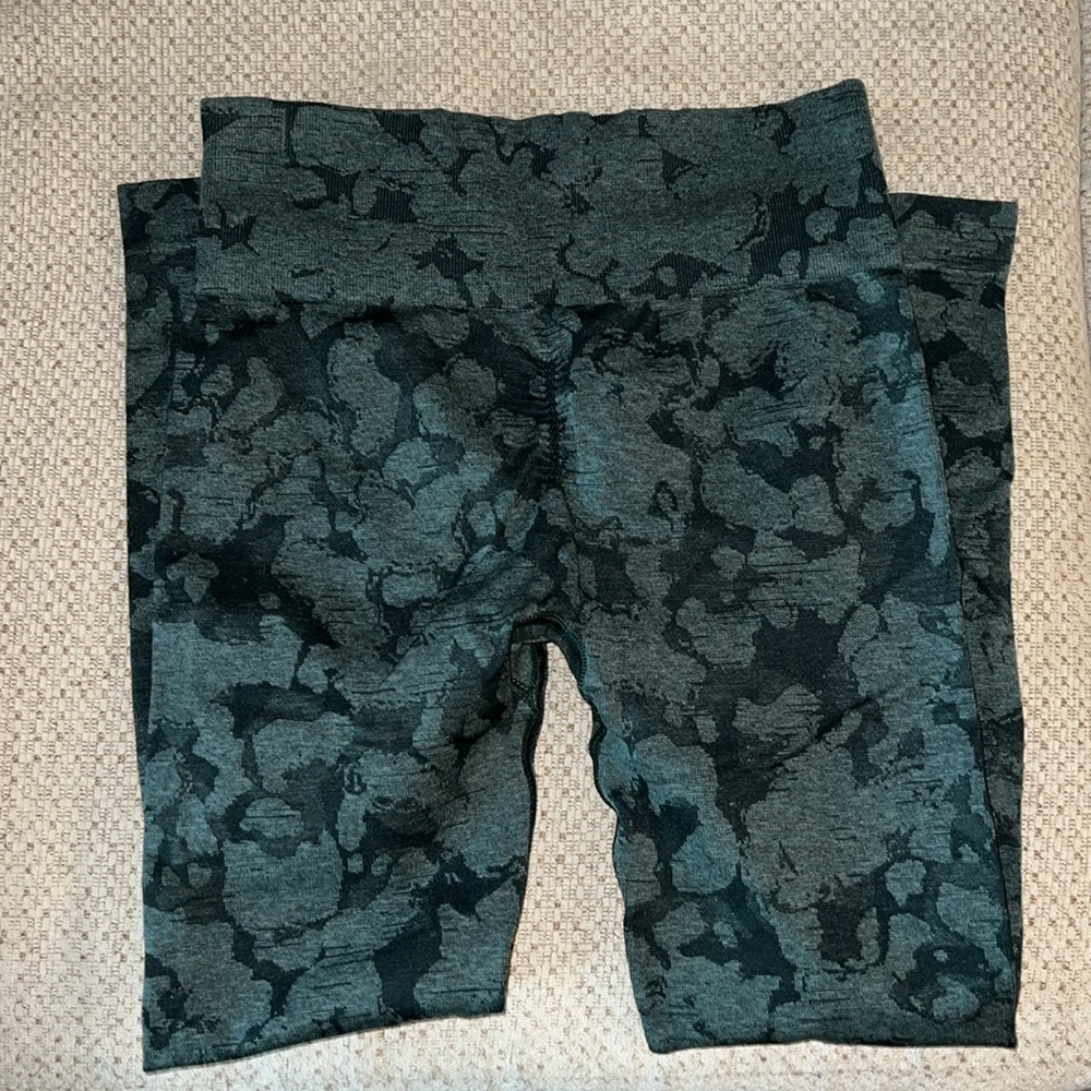 Gymshark Adapt seamless leggings - Picture 2 of 3